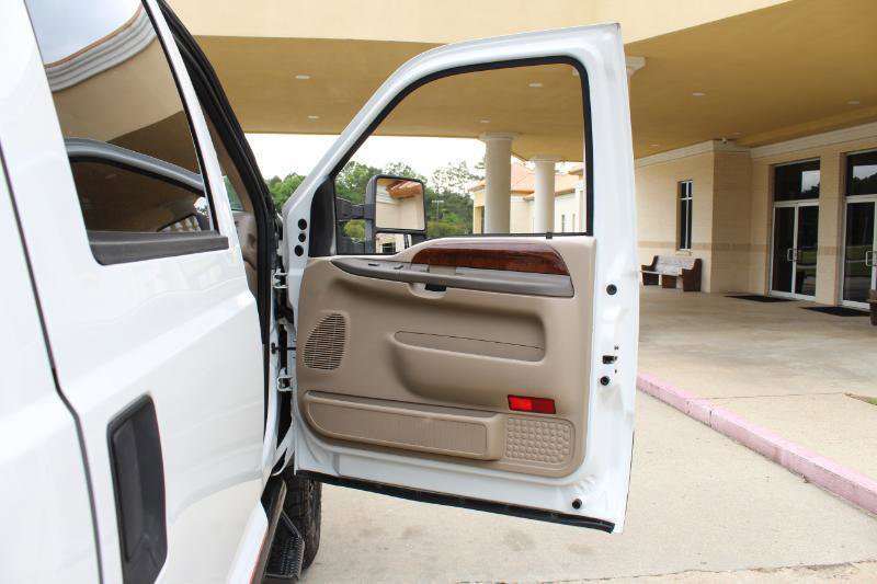 Used 2004 Ford F250 XLT AWD/4WD image 28