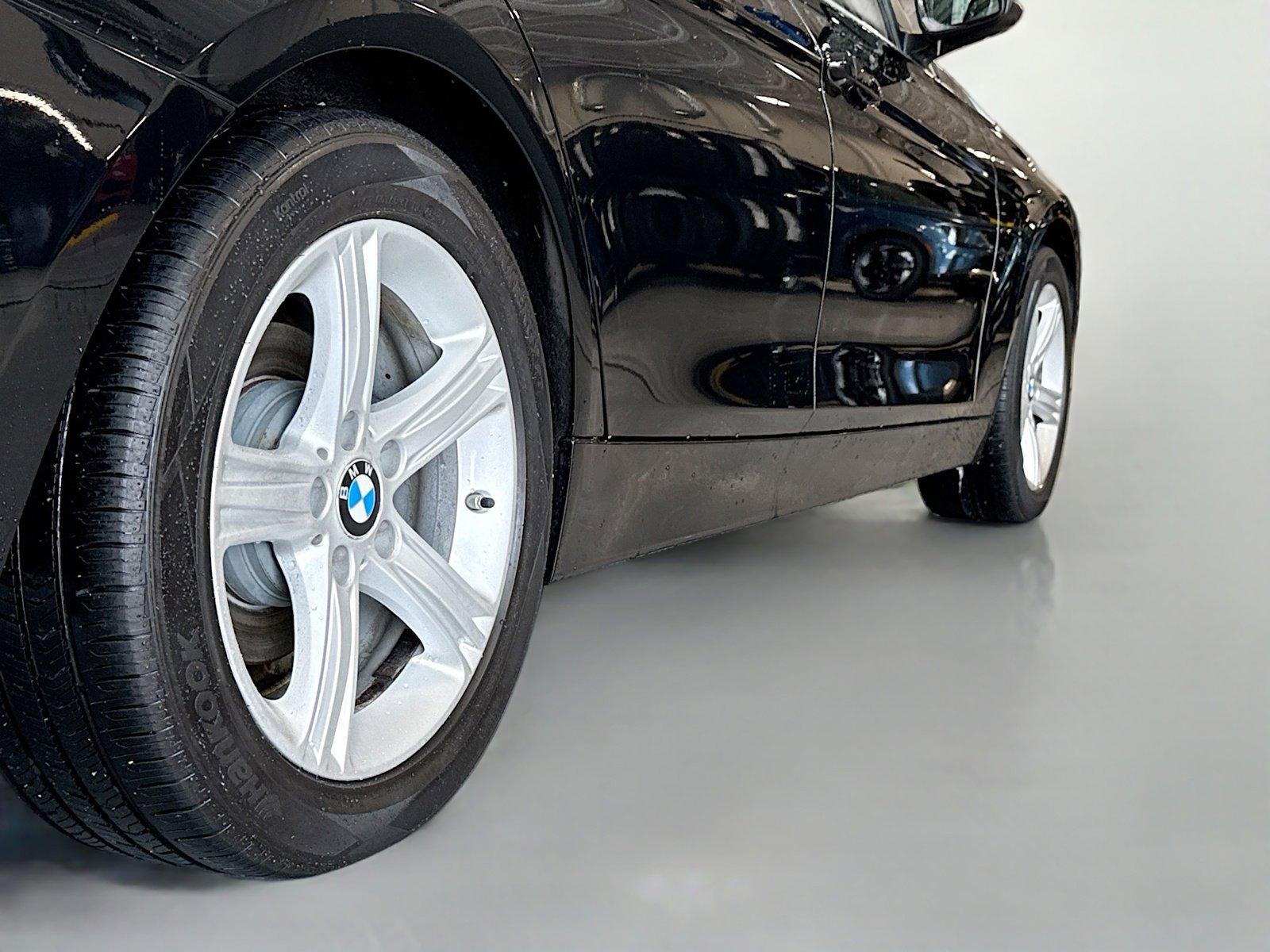 Used 2015 BMW 328i xDrive Wagon image 15