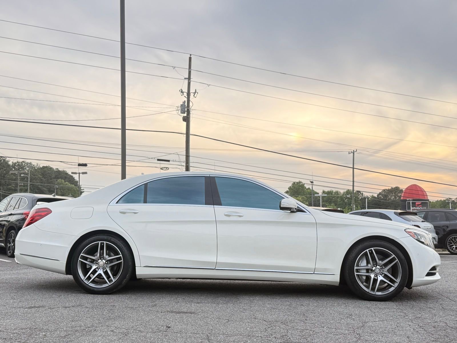 Used 2017 Mercedes-Benz S 550 Sedan image 6