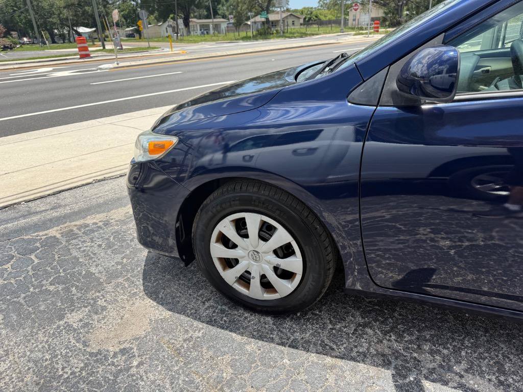 Used 2013 Toyota Corolla L FWD image 13