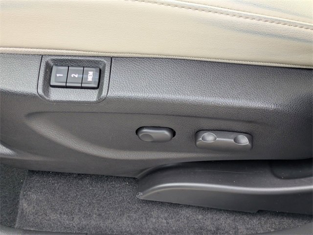 Used 2017 Buick Encore Premium image 20