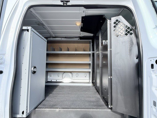 Used 2014 Ford E-150 and Econoline 150 RWD image 10