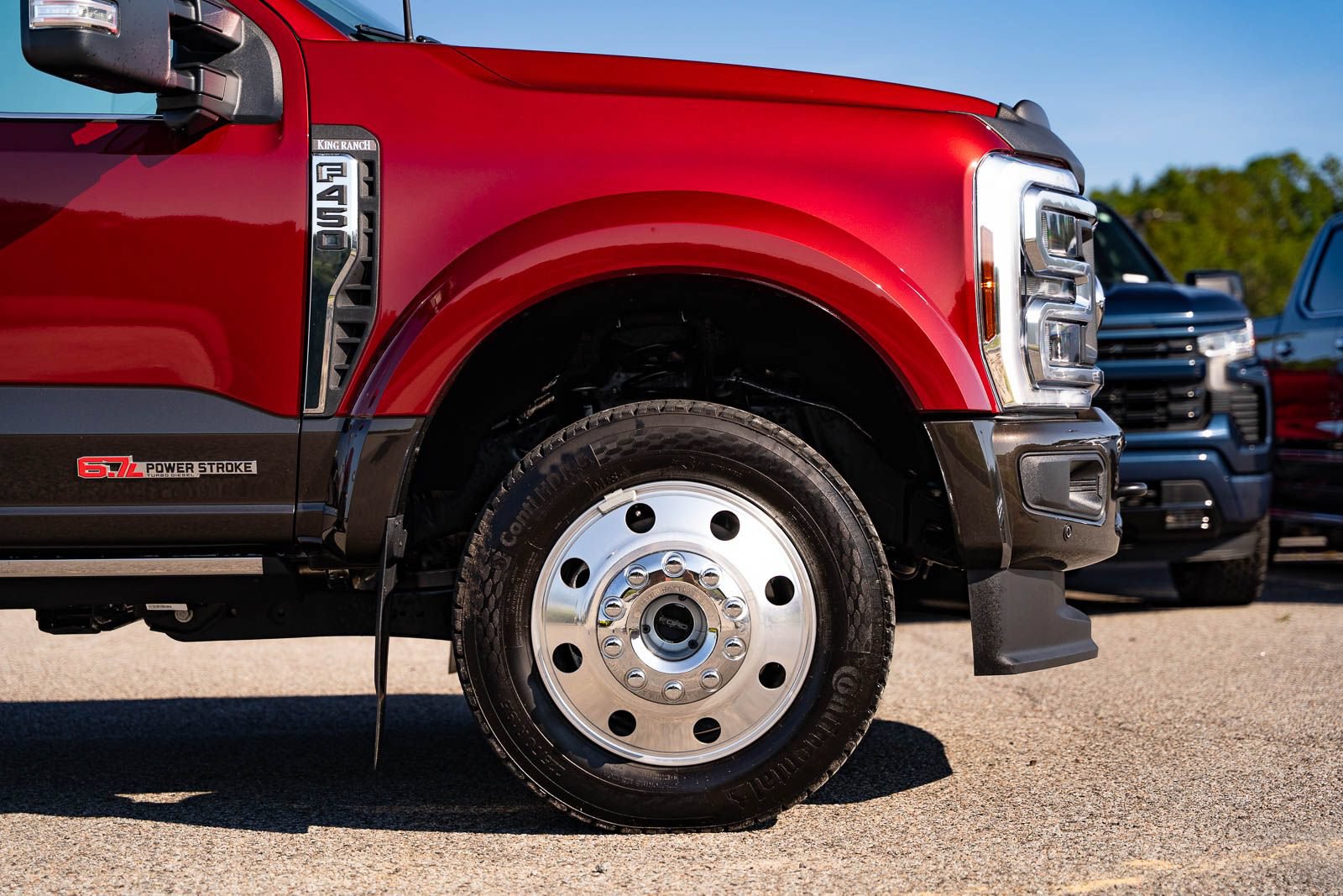 Used 2025 Ford F450 King Ranch w/ FX4 Off-Road Package AWD/4WD image 9