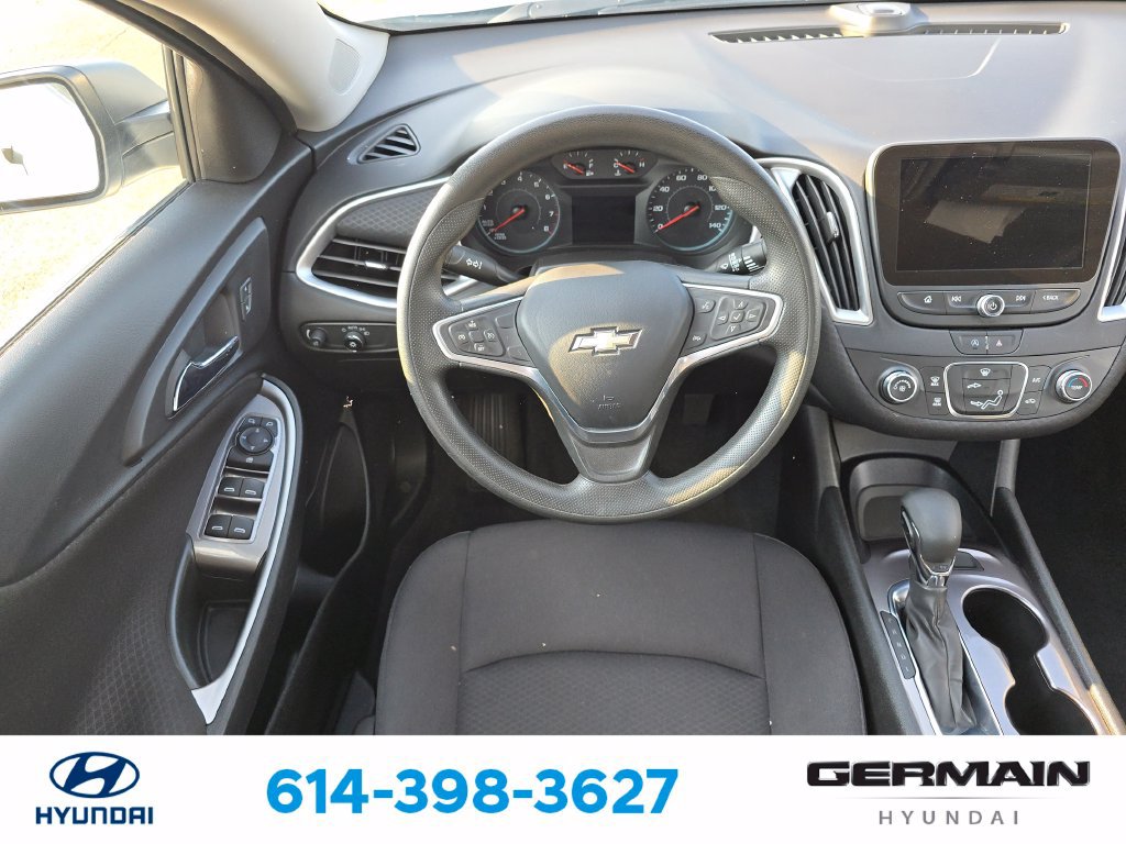 Used 2022 Chevrolet Malibu LS FWD image 17