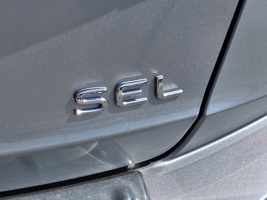 Used 2023 Volkswagen Jetta SEL FWD image 27