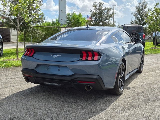 Used 2024 Ford Mustang Coupe RWD image 5