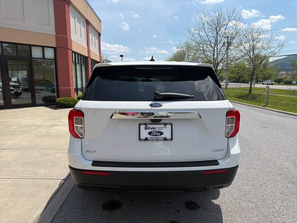 Used 2022 Ford Explorer XLT AWD/4WD image 6