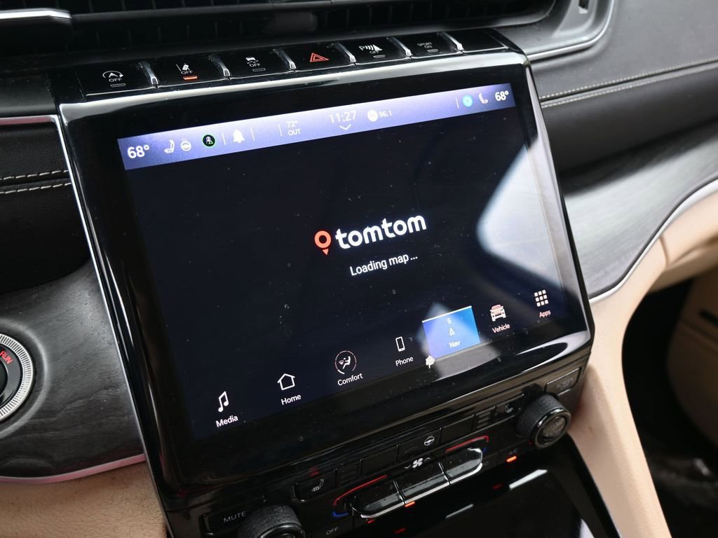 Used 2021 Jeep Grand Cherokee L Limited image 24