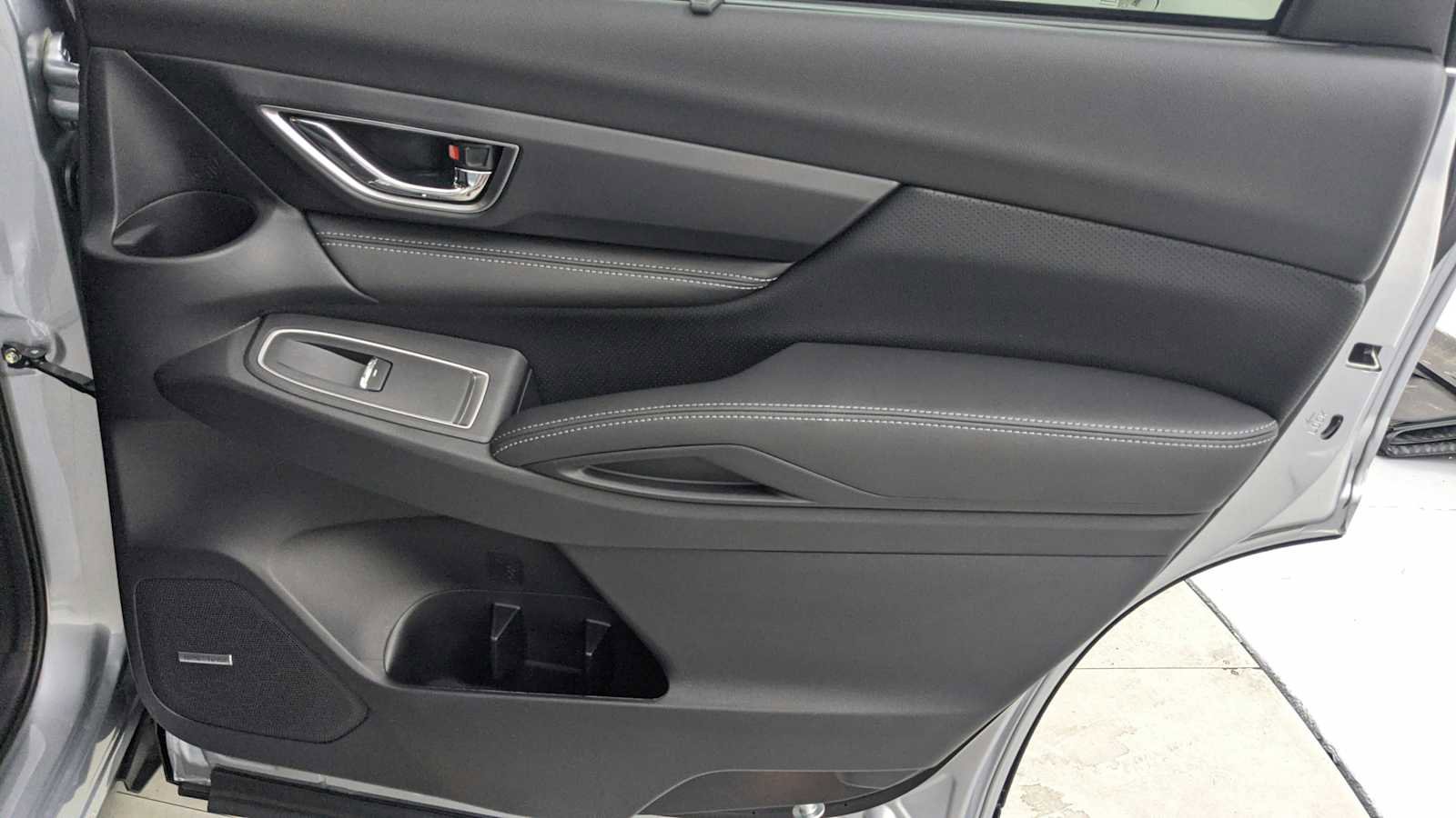 New 2025 Subaru Ascent Limited image 27