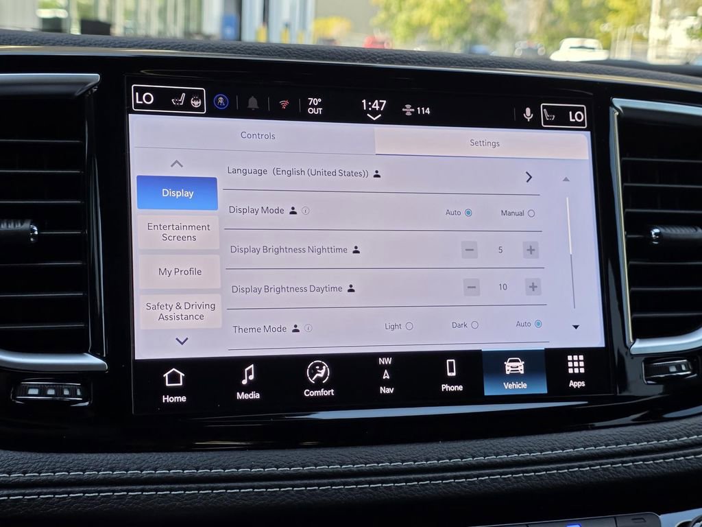 New 2026 Chrysler Pacifica Limited w/ Uconnect Theater Family Group image 29