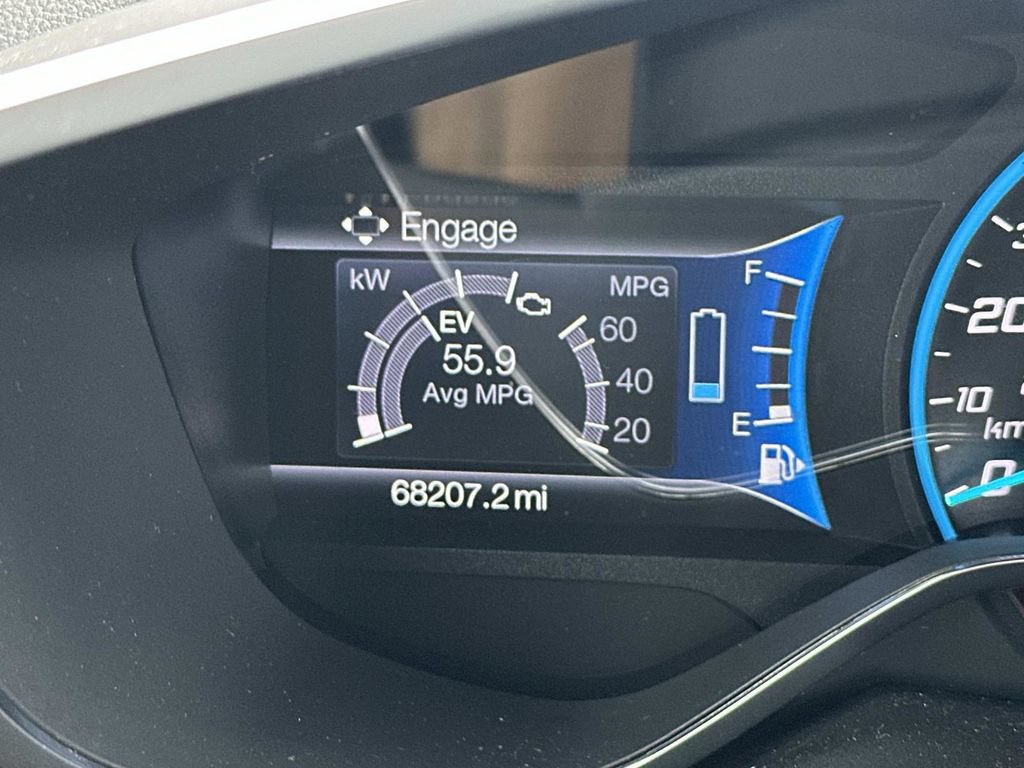 Used 2017 Ford C-MAX Energi SE w/ Equipment Group 401A FWD image 21