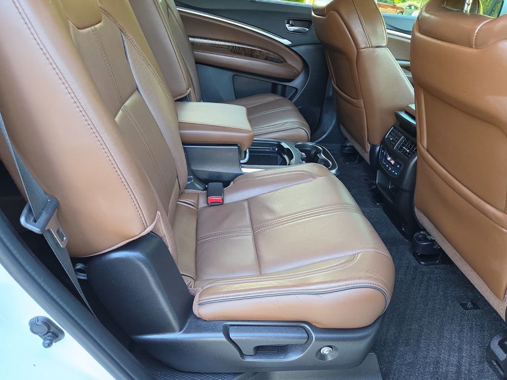 Used 2018 Acura MDX FWD w/ Advance Package image 18