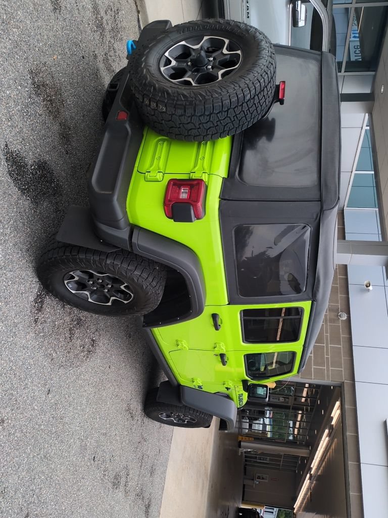 Used 2021 Jeep Wrangler Unlimited Rubicon 4xe w/ Cold Weather Group AWD/4WD image 5