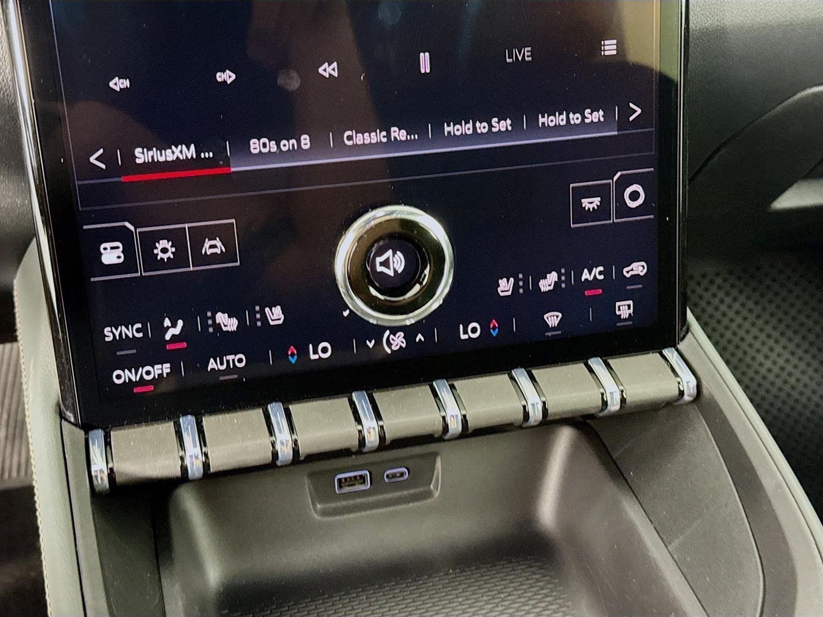 New 2026 GMC Terrain AT4 w/ Convenience Package III AWD/4WD image 17