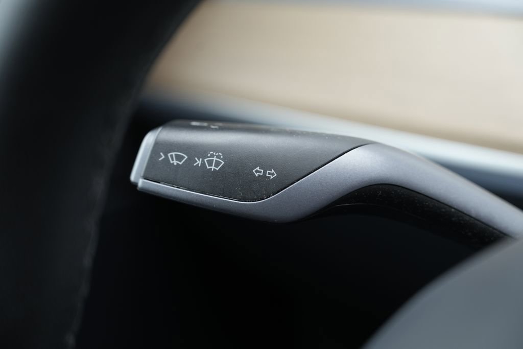 Used 2020 Tesla Model Y Performance image 48