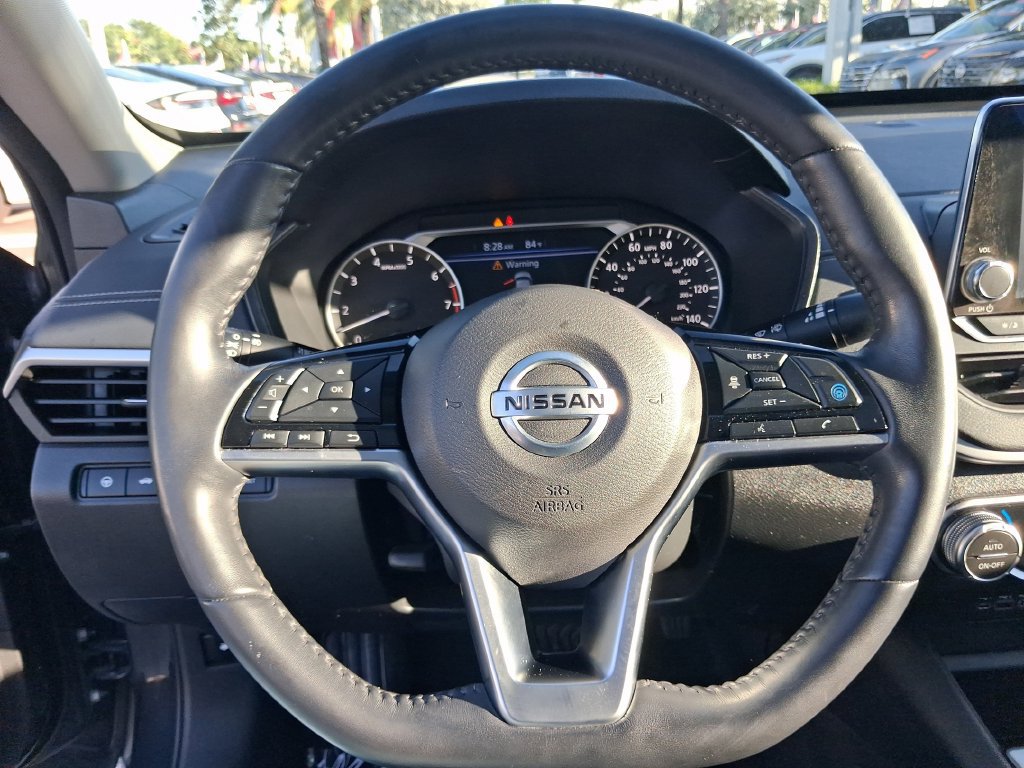 Used 2019 Nissan Altima 2.5 SV FWD image 19