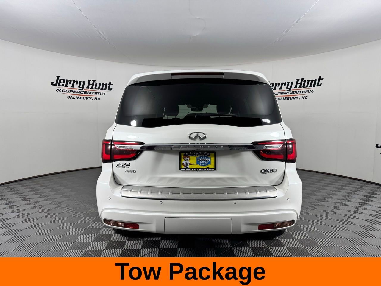 Used 2024 INFINITI QX80 Sensory w/ Cargo Package AWD/4WD image 8