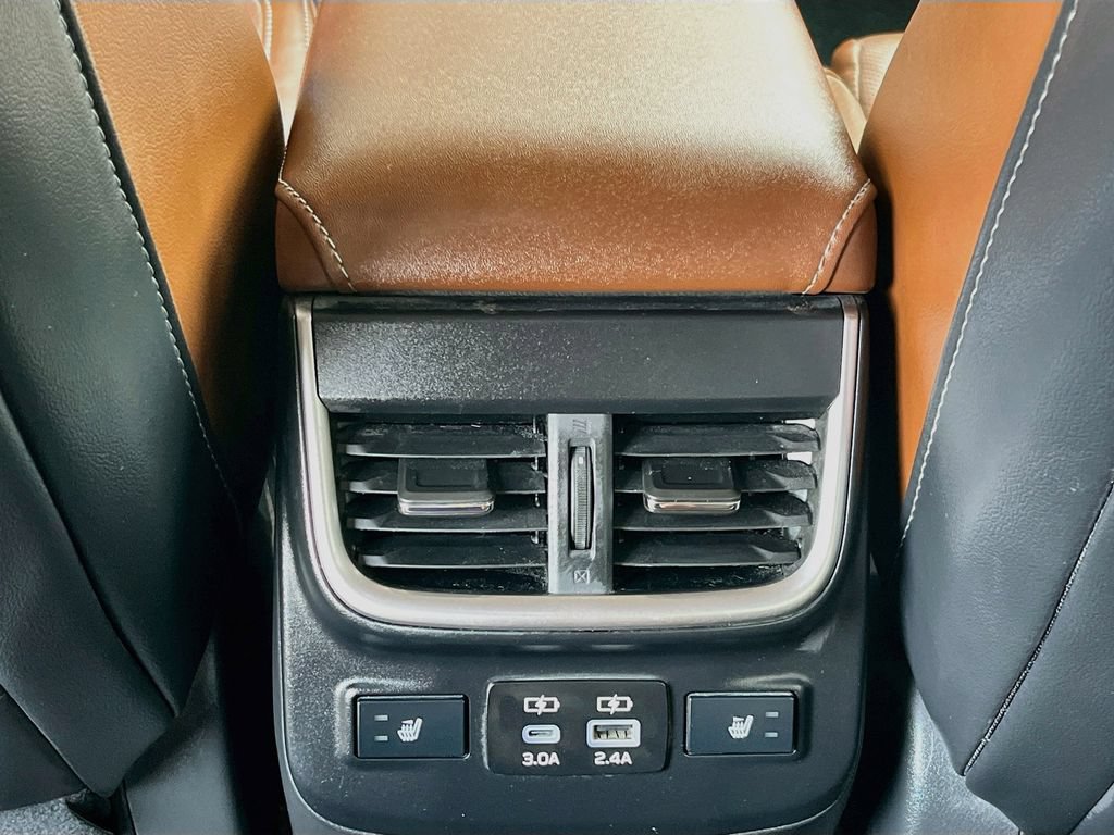 Used 2025 Subaru Outback Touring XT AWD/4WD image 27