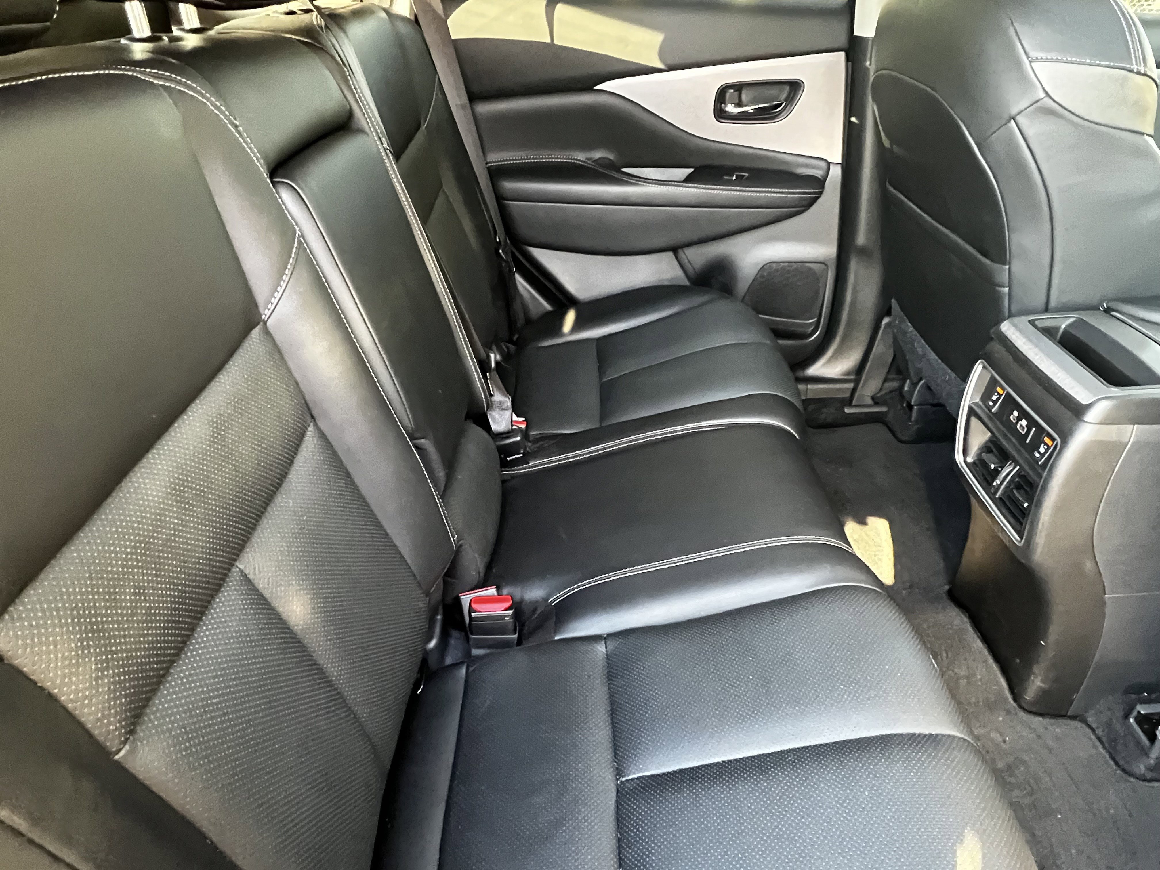 Used 2023 Nissan Murano SL w/ SL Moonroof Package image 41