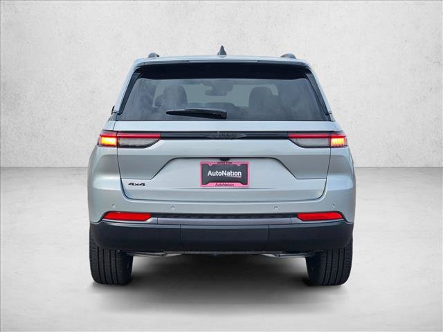 New 2026 Jeep Grand Cherokee Limited w/ Limited Altitude Package AWD/4WD image 8