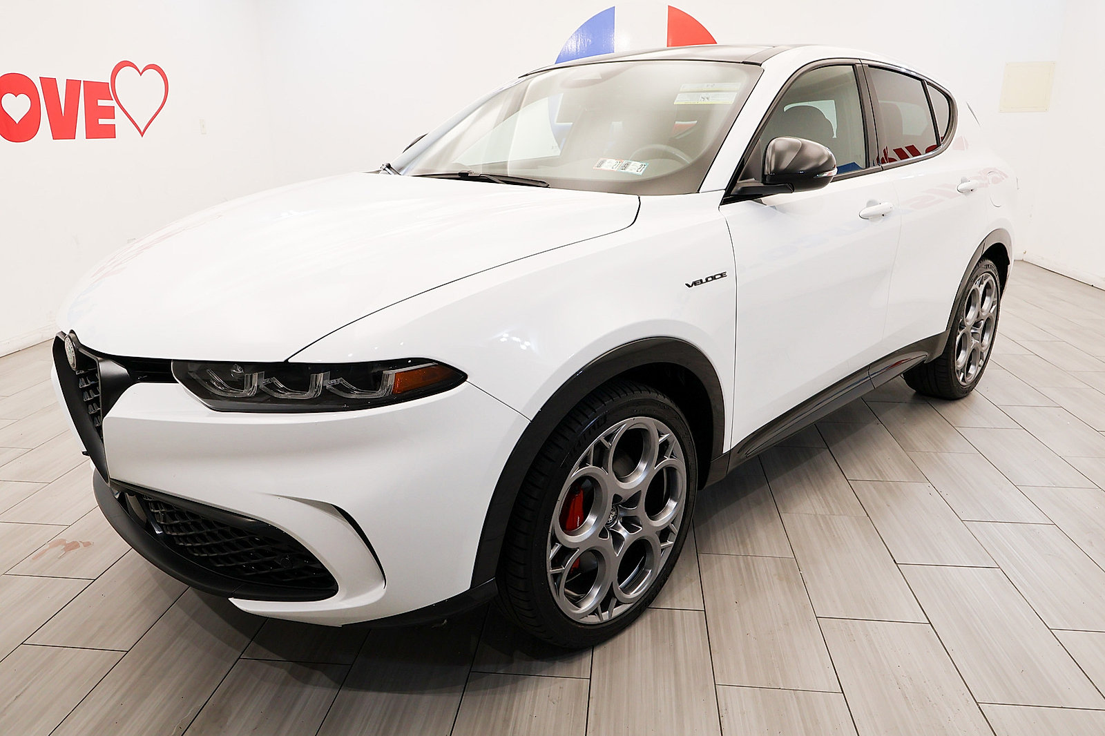 Used 2024 Alfa Romeo Tonale Veloce AWD/4WD image 1