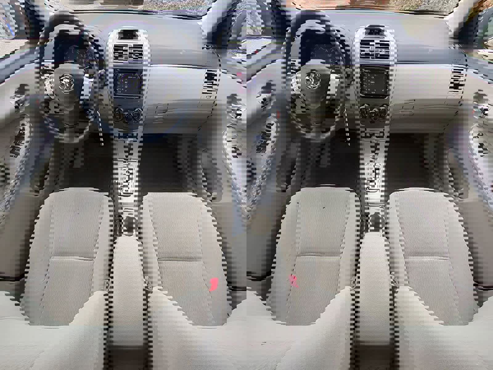 Used 2013 Toyota Corolla LE image 15