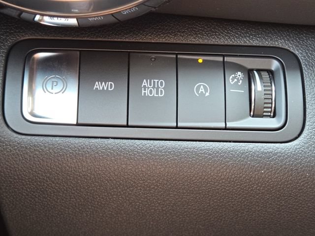 New 2026 Chevrolet Equinox LT w/ Convenience Package II AWD/4WD image 26