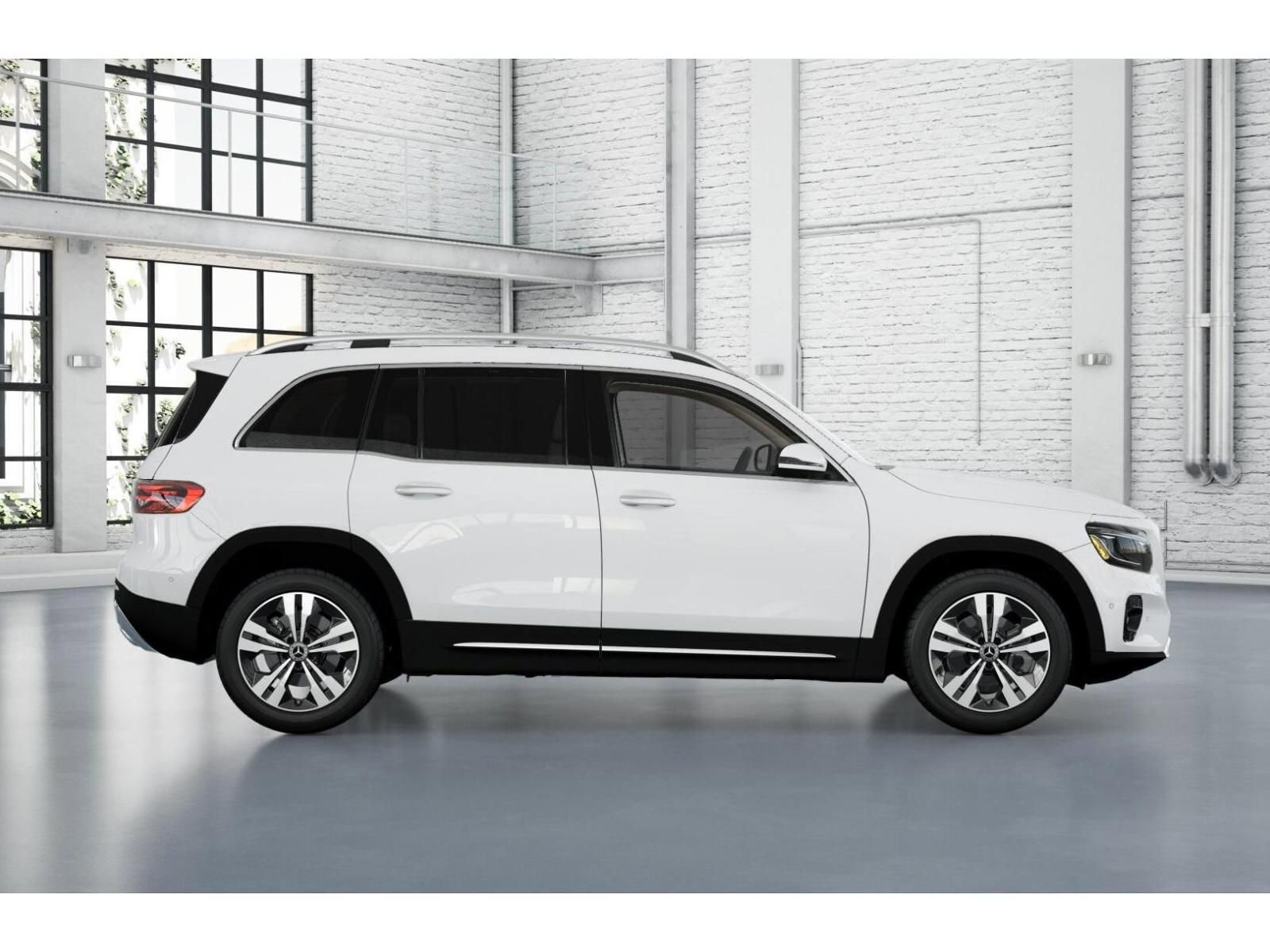 New 2026 Mercedes-Benz GLB 250 4MATIC image 16