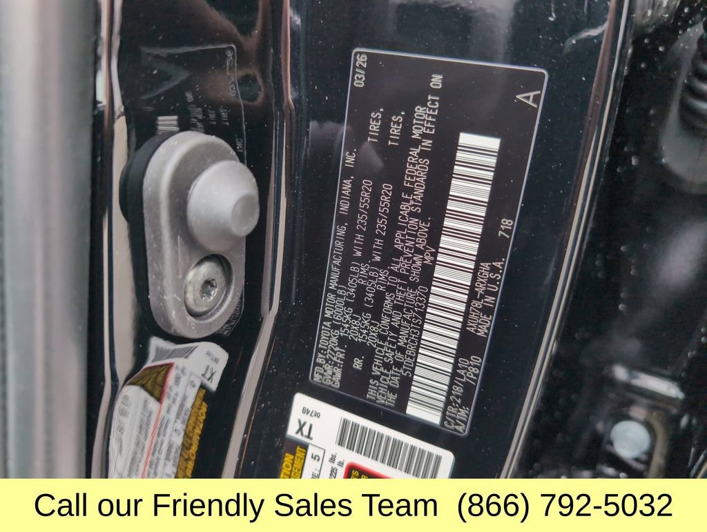 New 2026 Toyota Highlander Platinum image 26