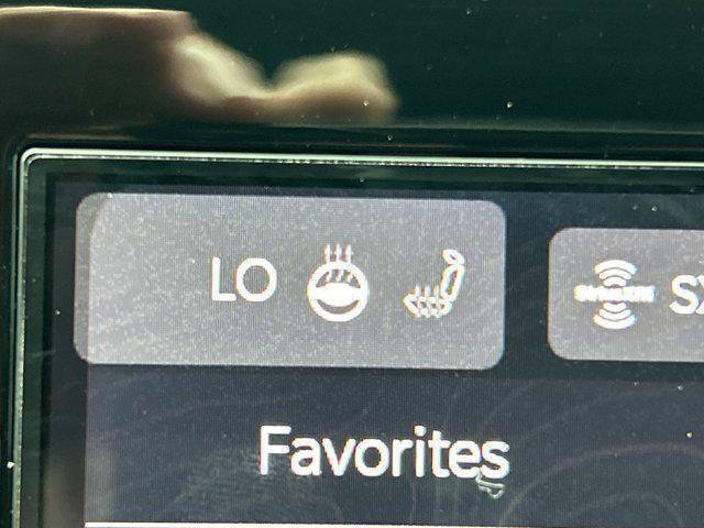 New 2025 Jeep Grand Cherokee L Laredo image 59