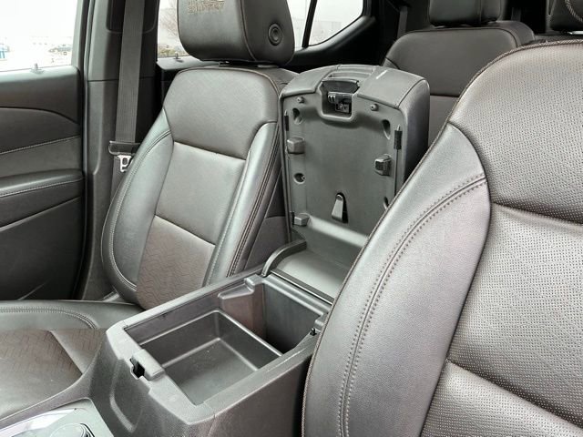 Used 2023 Chevrolet Traverse High Country image 31
