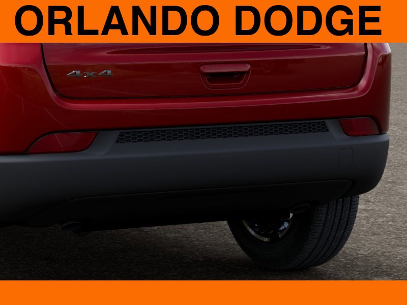 New 2026 Jeep Compass Latitude image 13