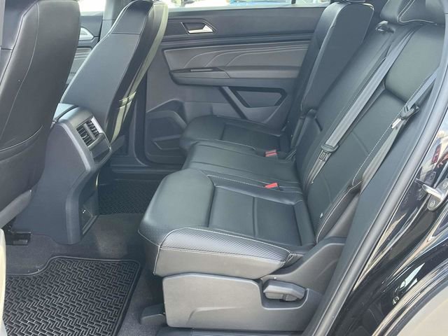 Used 2022 Volkswagen Atlas Cross Sport SE image 15