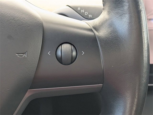 Used 2018 Tesla Model 3 Long Range image 24