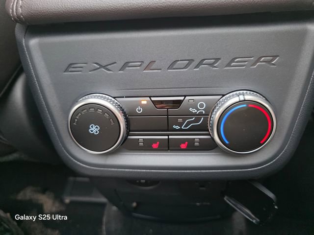 New 2026 Ford Explorer Platinum RWD image 17