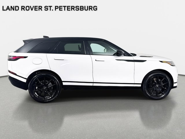 Used 2026 Land Rover Range Rover Velar Dynamic SE AWD/4WD image 4