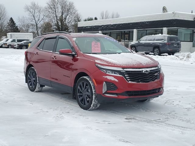 Used 2024 Chevrolet Equinox RS image 2