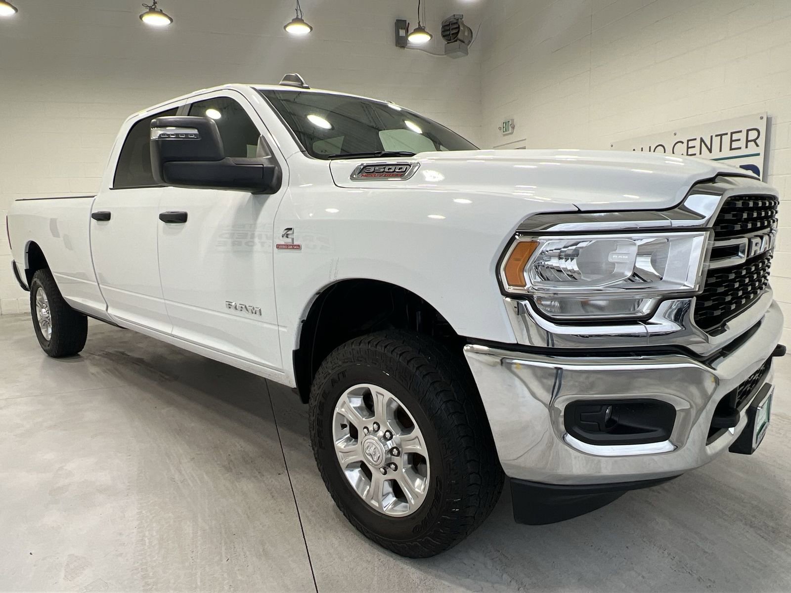 Used 2024 RAM 3500 Big Horn image 2