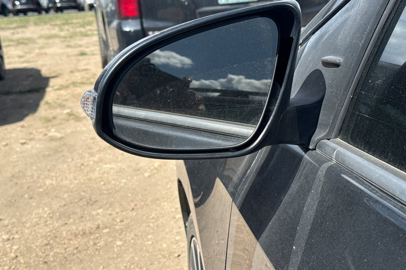 Used 2017 Toyota Corolla SE FWD image 8