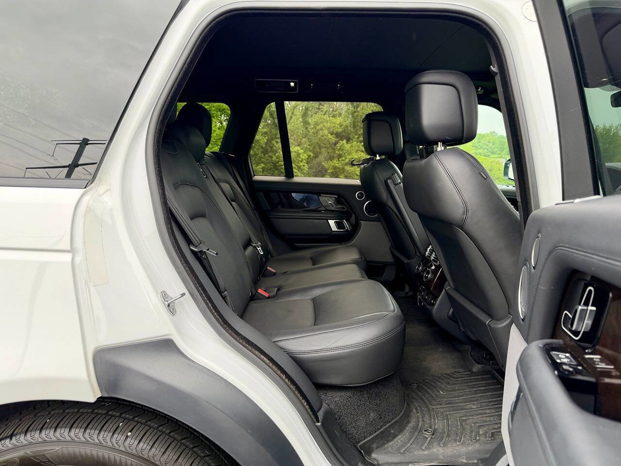 Used 2019 Land Rover Range Rover Supercharged AWD/4WD image 29