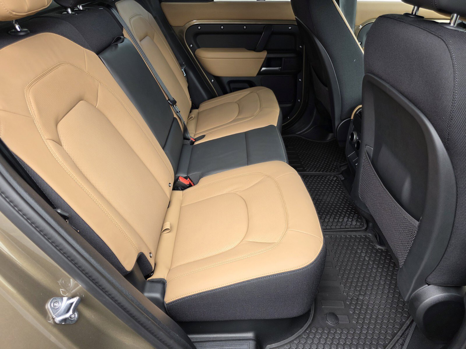 New 2026 Land Rover Defender 110 X image 5