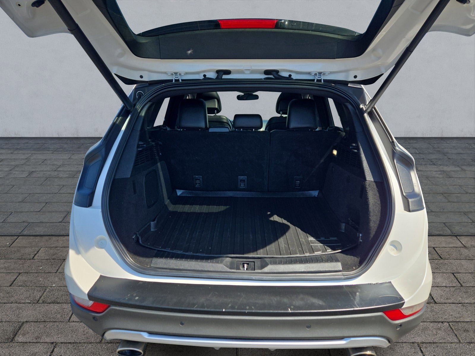 Used 2019 Lincoln MKC Reserve w/ MKC Climate Package FWD image 26