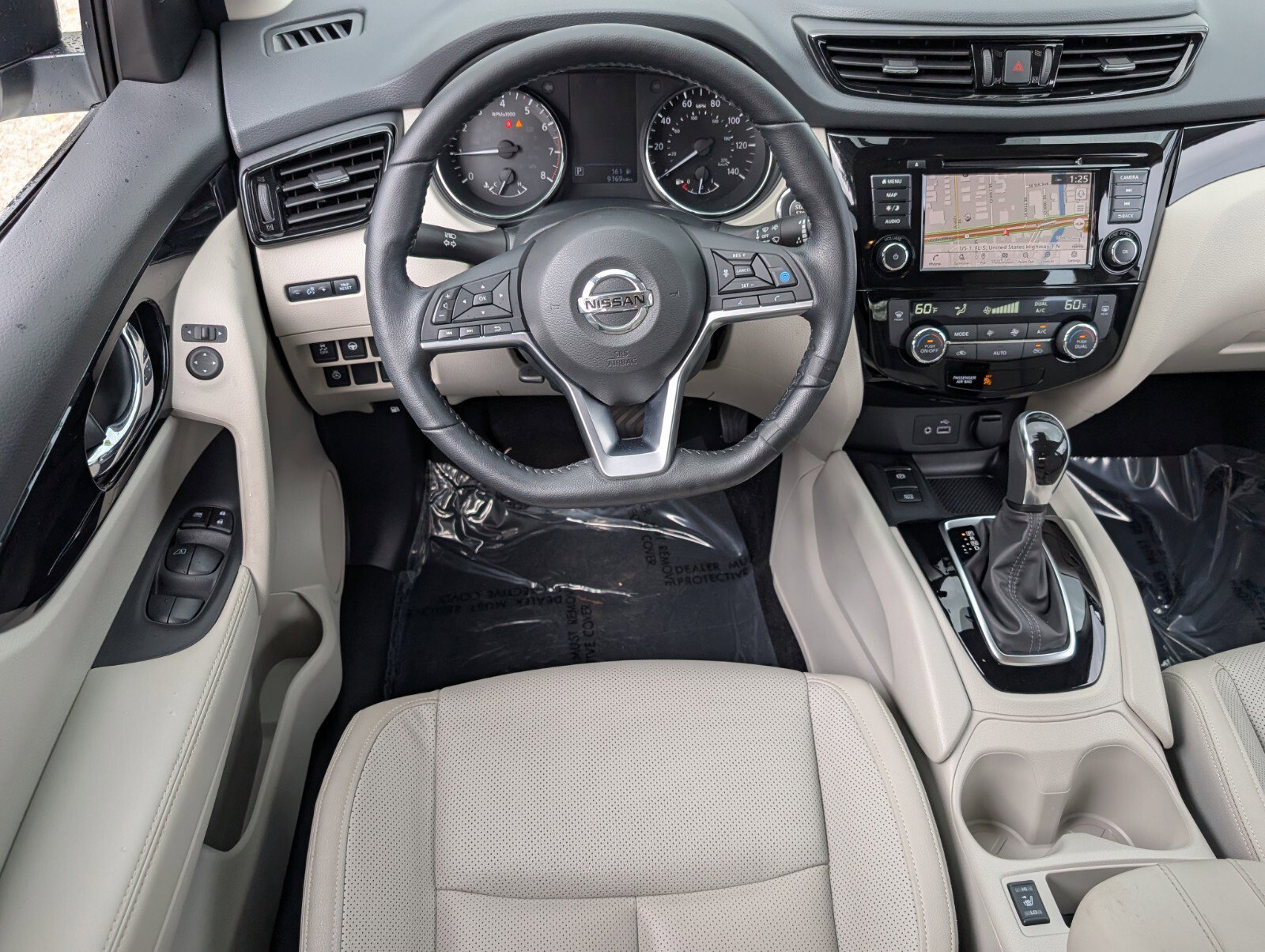 Certified 2022 Nissan Rogue Sport SL FWD image 13