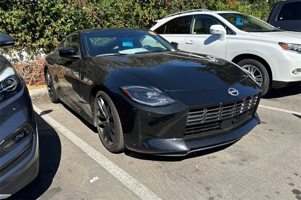 Used 2025 Nissan Z Performance w/ Floor Mat Package image 2
