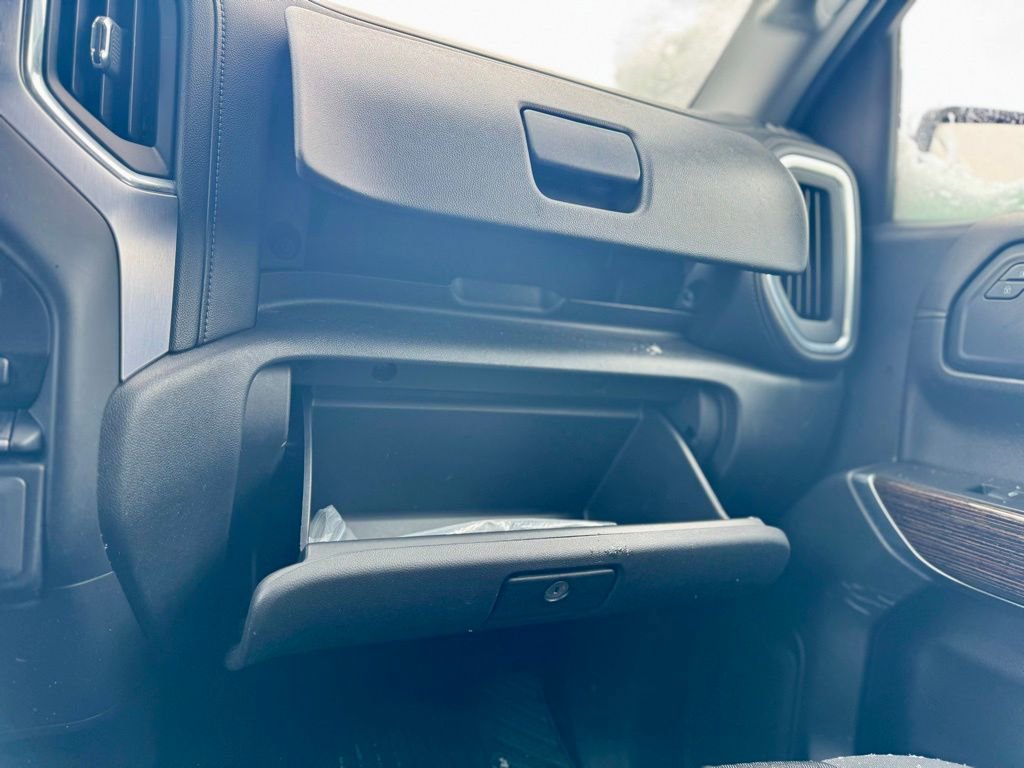 Used 2020 GMC Sierra 1500 SLE w/ SLE Value Package image 24