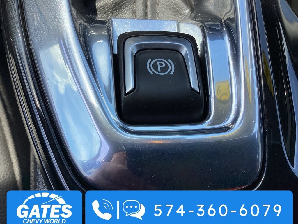 Used 2024 Chevrolet Trax LT w/ Driver Confidence Package FWD image 31