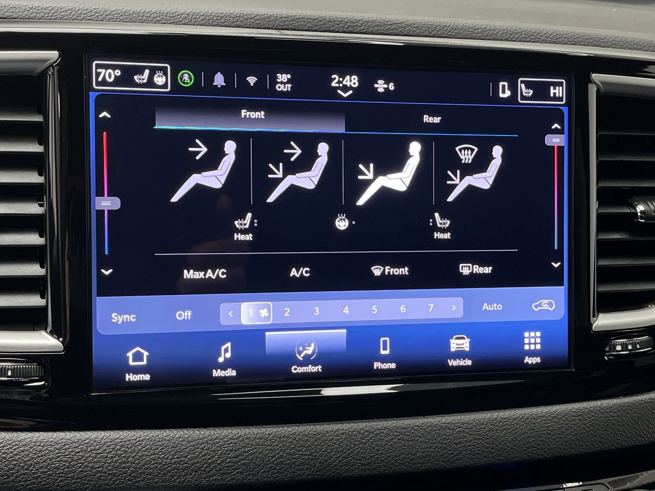Used 2025 Chrysler Pacifica Select FWD image 19