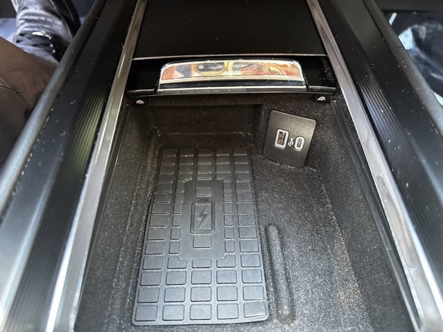 Certified 2024 Lincoln Corsair AWD w/ Equipment Group 101A image 25
