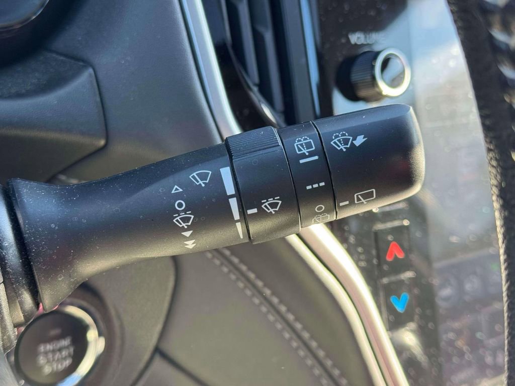 Used 2023 Subaru Outback Premium image 24