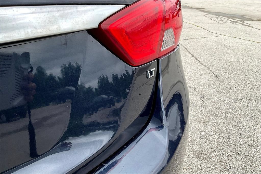 Used 2018 Chevrolet Impala LT FWD image 26